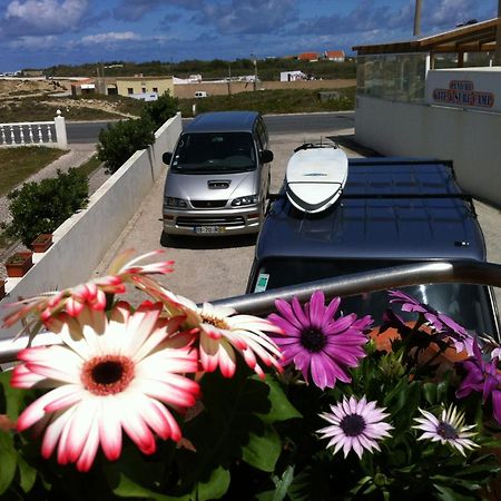 Peniche Surf Lodge 1 Dış mekan fotoğraf